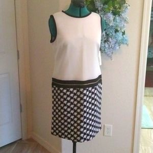 🔥Closet Blow Out🔥.    Petite Dress by Sandra Darren